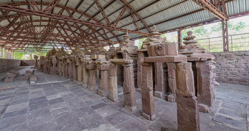 MADKU DWEEP