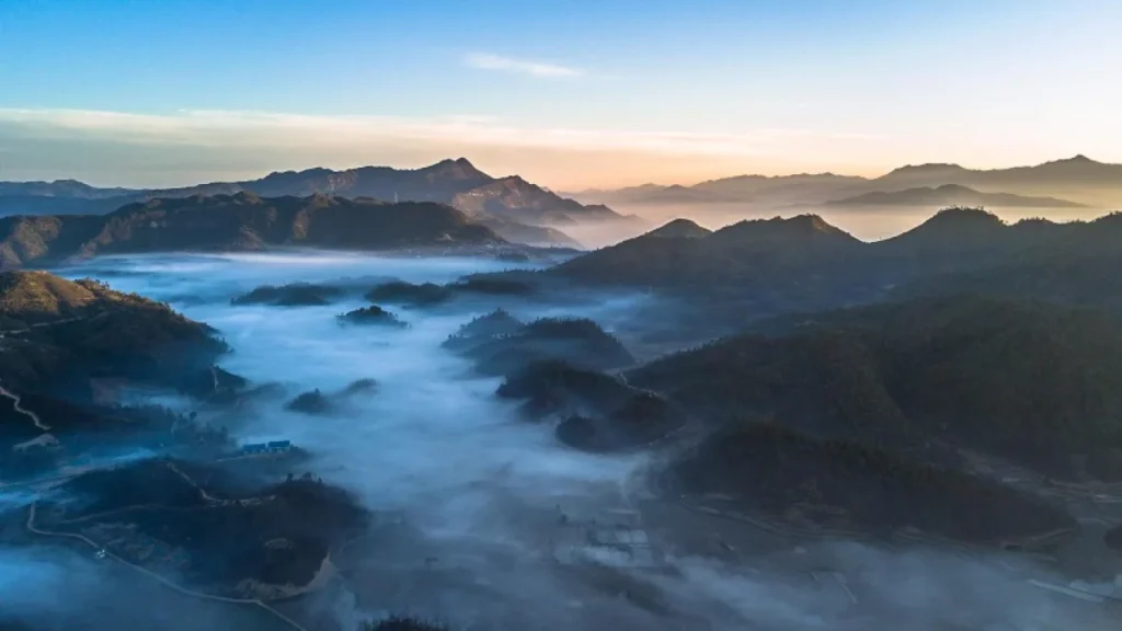 PHAWNGPUI PEAK